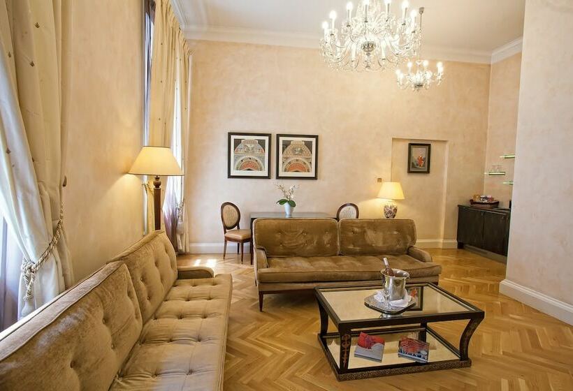 سوییت لوکس, The Mozart Prague By Accor