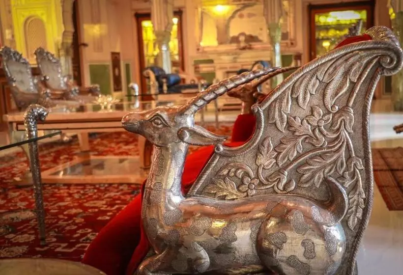 Presidenttisviitti, The Raj Palace