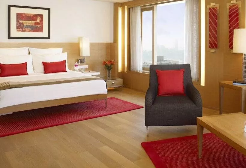 クラブルーム, Trident Nariman Point
