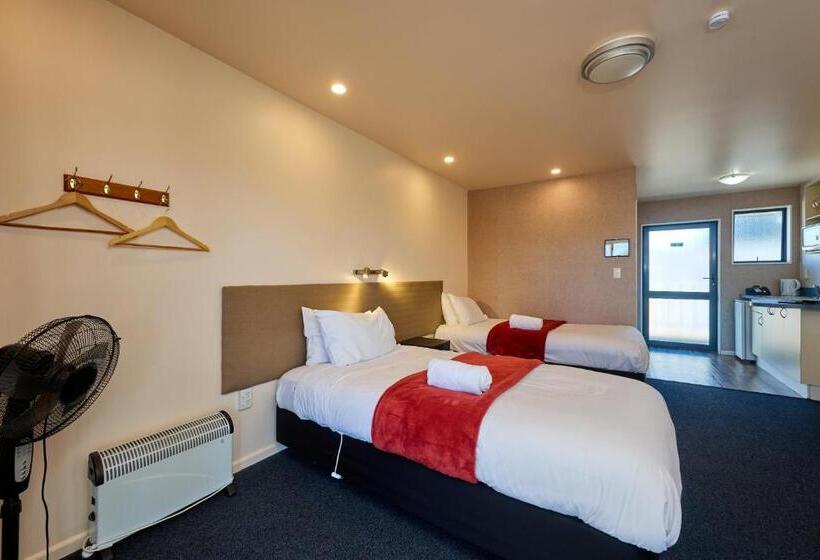 Студия Стандарт, Mediterranean Motel Kaikoura