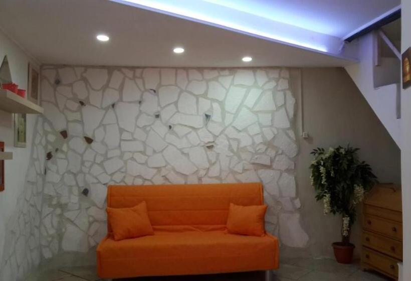 اتاق لوکس خانوادگی, B&b Villa San Nicola