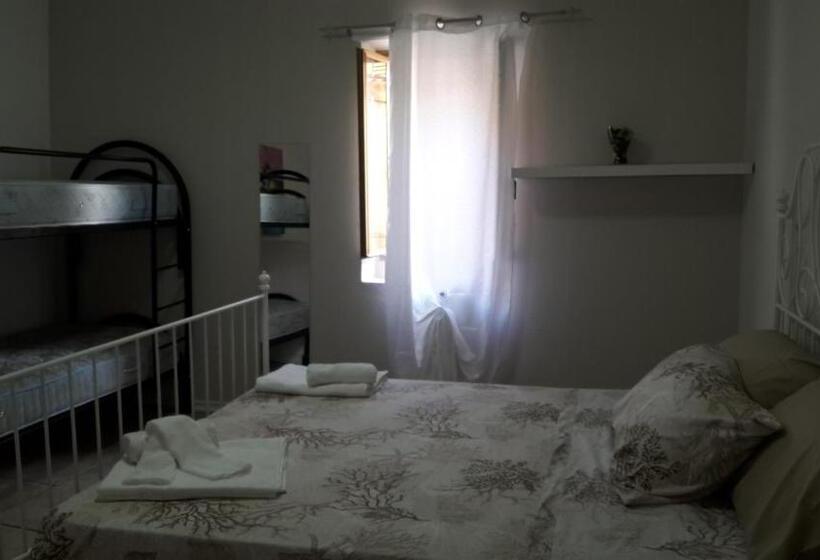 Семейный Номер Deluxe, B&b Villa San Nicola