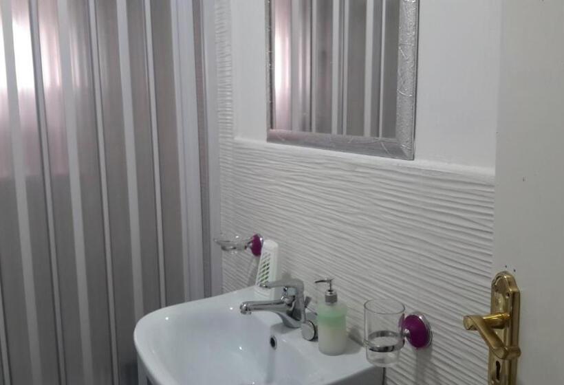 اتاق کلاسیک چهارنفره, B&b Villa San Nicola