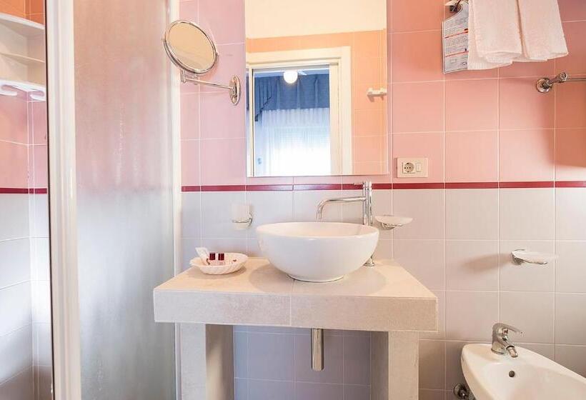 Triple Room Sea View, Eliseo