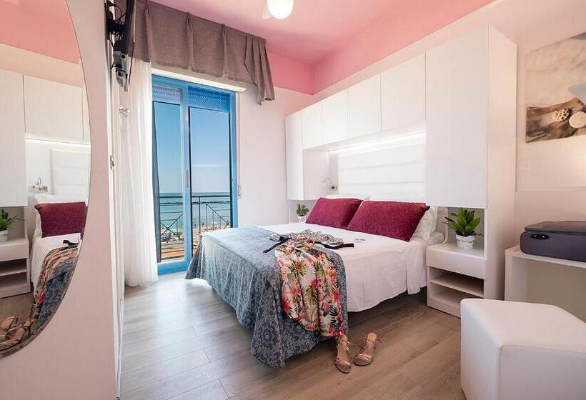 חדר בסיסי, Eliseo