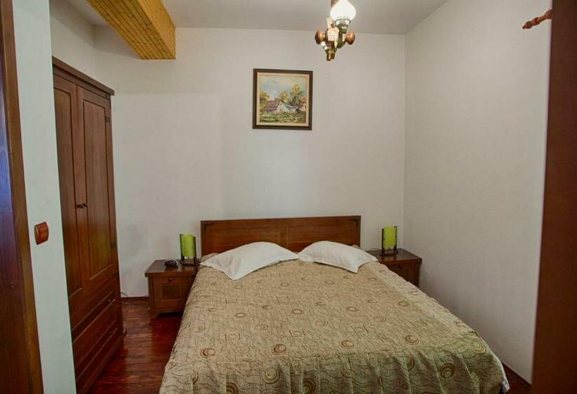 １ベッドルームアパートメント, Vila Ursul