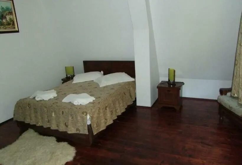 Chambre Deluxe, Vila Ursul