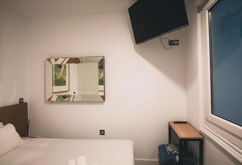 חדר אקונומי, Central Roomss