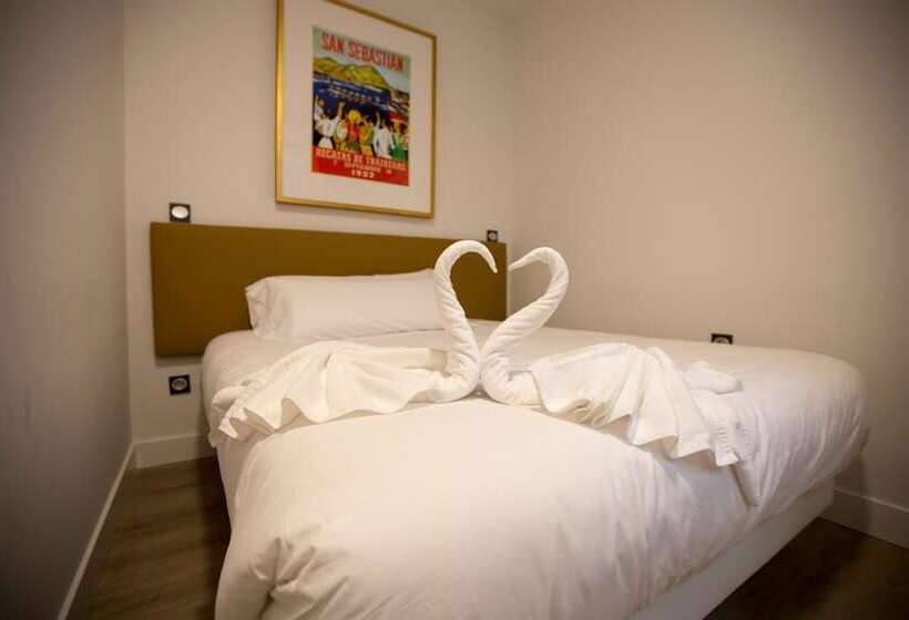 חדר אקונומי, Central Roomss