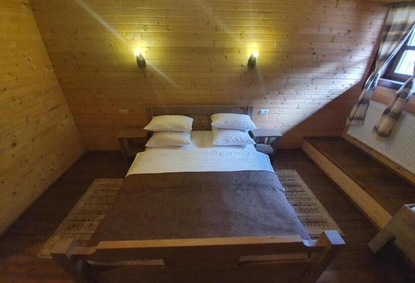 스탠다드 룸, Păstrăvăria Alex