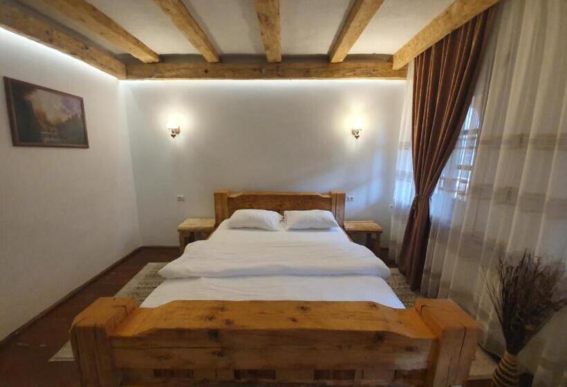 발코니 디럭스 룸, Păstrăvăria Alex