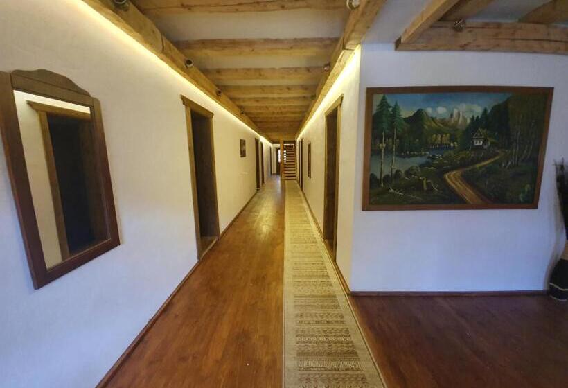 발코니 디럭스 룸, Păstrăvăria Alex