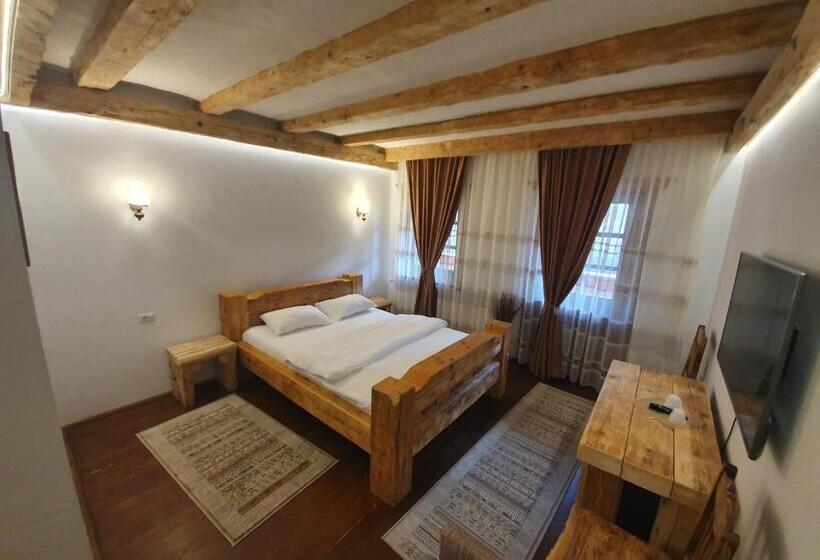 발코니 디럭스 룸, Păstrăvăria Alex