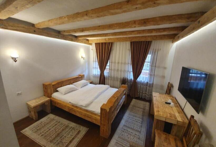 발코니 디럭스 룸, Păstrăvăria Alex