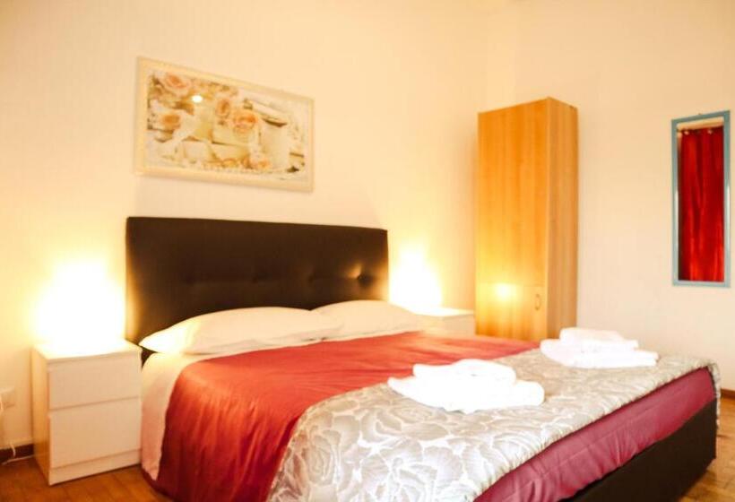 اتاق استاندارد با سرویس بهداشتی مشترک, Florence Rooms Novella