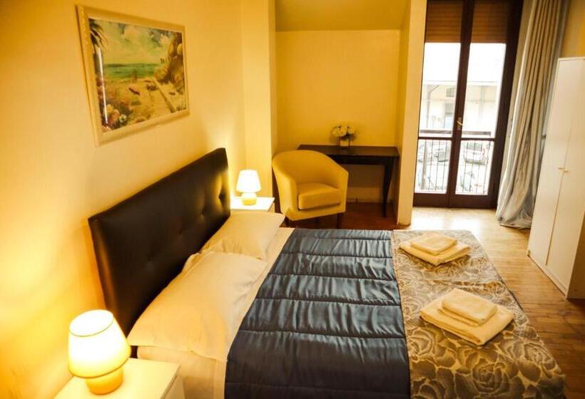 اتاق استاندارد با سرویس بهداشتی مشترک, Florence Rooms Novella