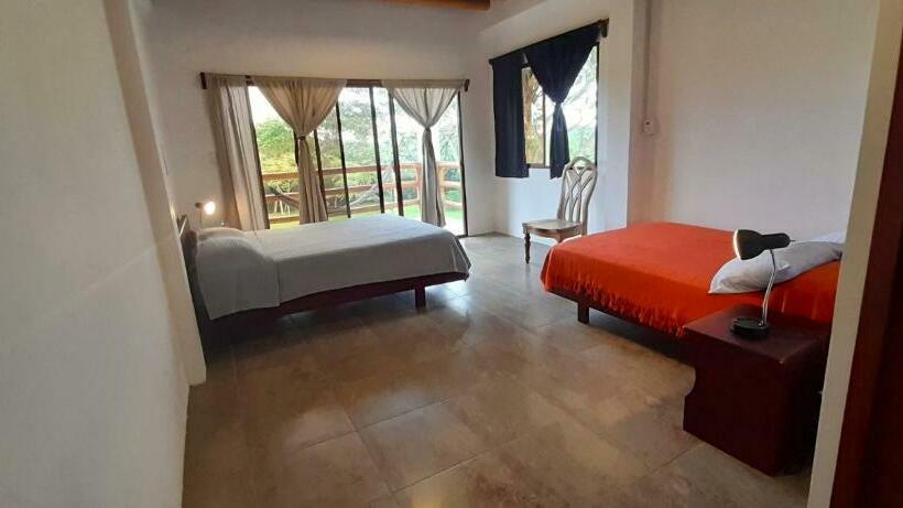 スーペリアファミリールーム, Hosteria Guachapeli