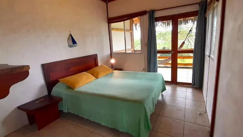 エコノミールーム, Hosteria Guachapeli