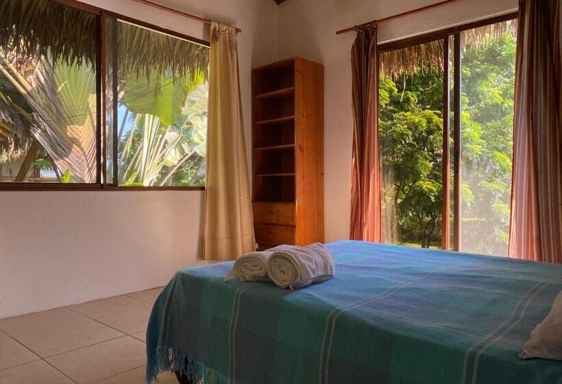 ファミリールーム, Hosteria Guachapeli