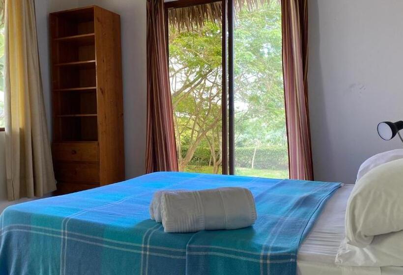 ファミリールーム, Hosteria Guachapeli