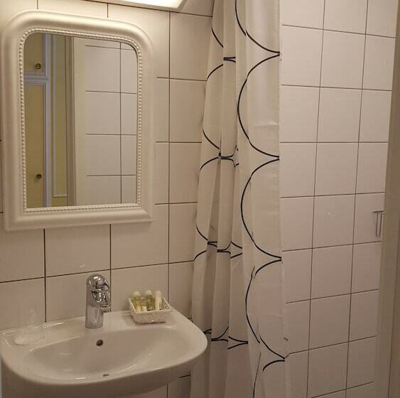 חדר סטנדרט יחיד, Långshyttans Brukshotell