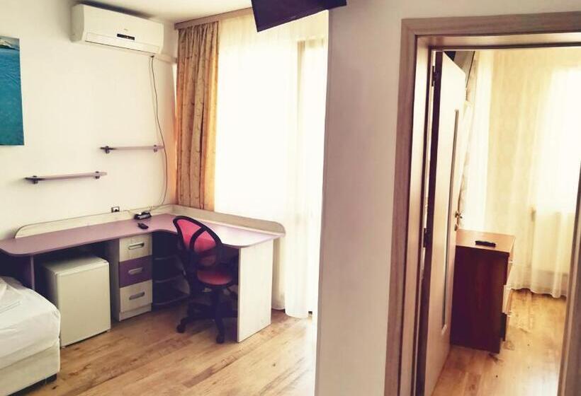 Семейный Номер, Villa Diana