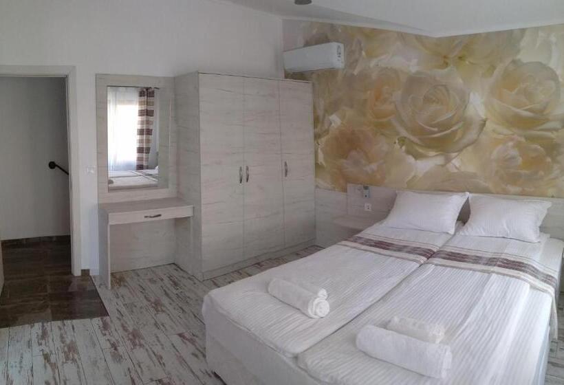 Апартаменты 2 Спальни, Villa Diana