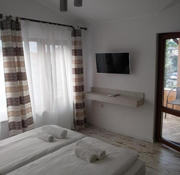 Апартаменты 2 Спальни, Villa Diana