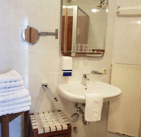 带1个卧室的带阳台的公寓, Stadler Hof