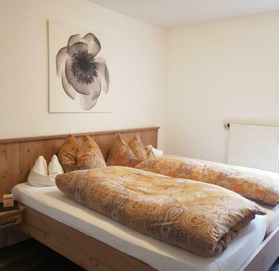 带1个卧室的带阳台的公寓, Stadler Hof