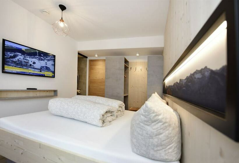 דירת משפחה, Chillas Appartements