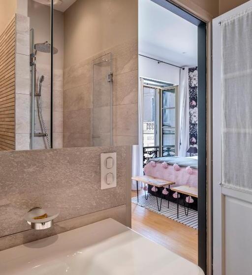 Номер Deluxe Кровать Кинг, Escale Rochelaise B&b, Spa Bain Nordique Et Sauna Tonneau