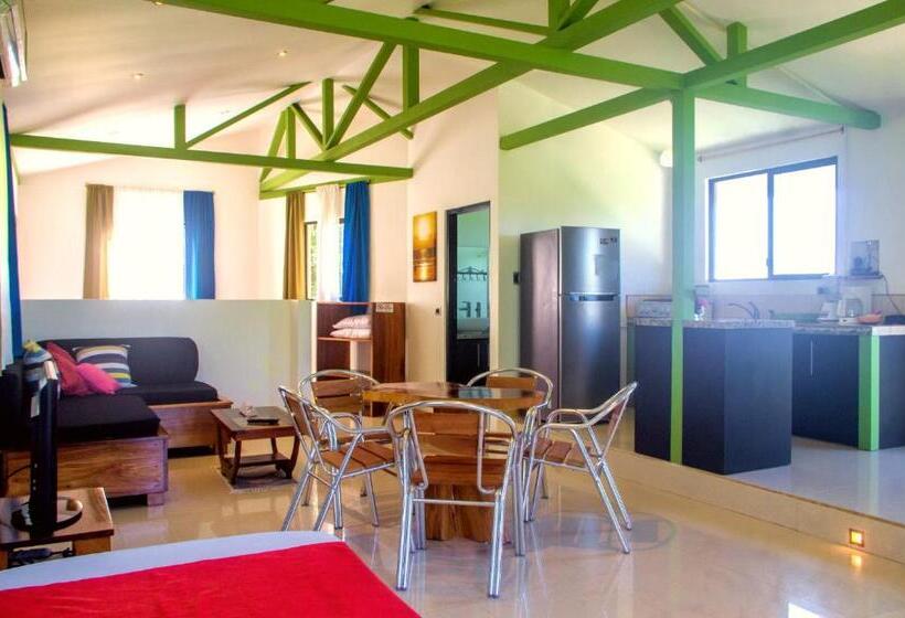 스탠다드 스튜디오 (테라스구비), Fuego Lodge