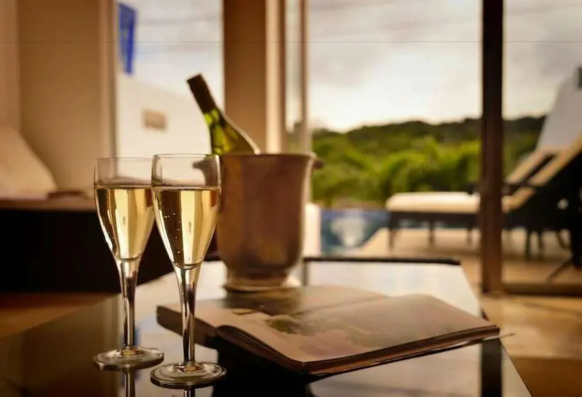 ویلای 1 خوابه با چشم‌انداز دریا, Pool Terrace Imgya Suite