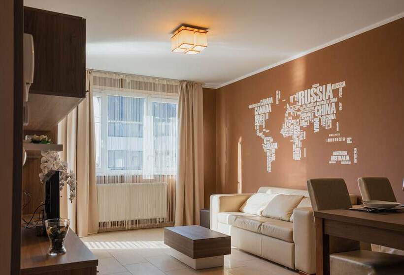 آپارتمان سوپریور 1 خوابه, Zafir Apartmanhaz