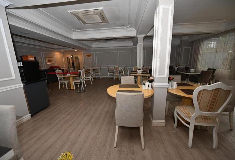 Üç Kişilik Klasik oda, Albatros Premier Hotel   Special Class