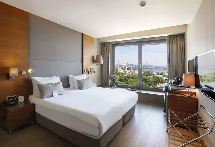 اتاق استاندارد با چشم‌انداز دریا, Arcadia Blue Istanbul