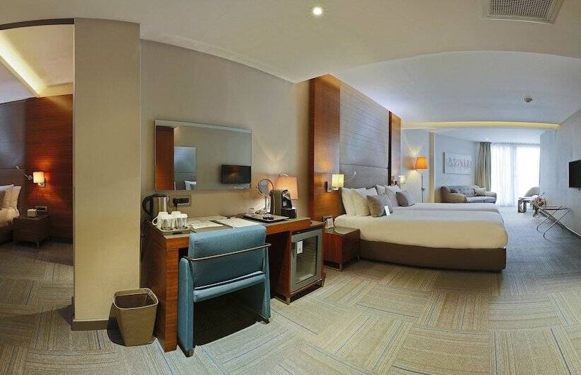 ファミリールーム, Arcadia Blue Istanbul