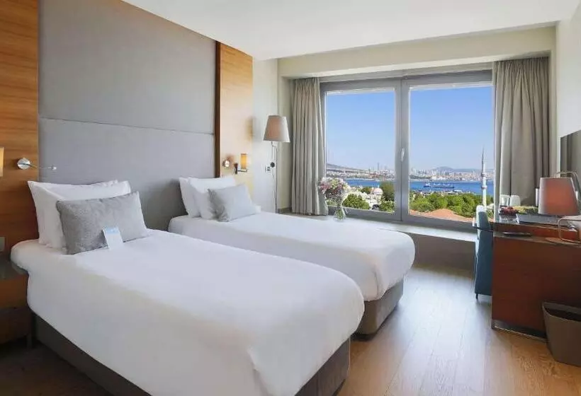 اتاق استاندارد با چشم‌انداز دریا, Arcadia Blue Istanbul