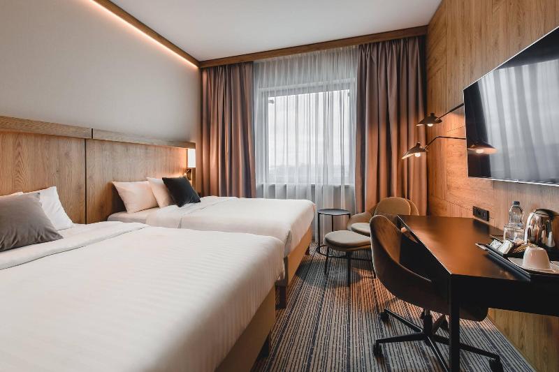 高级大房间, Courtyard By Marriott Warsaw Airport