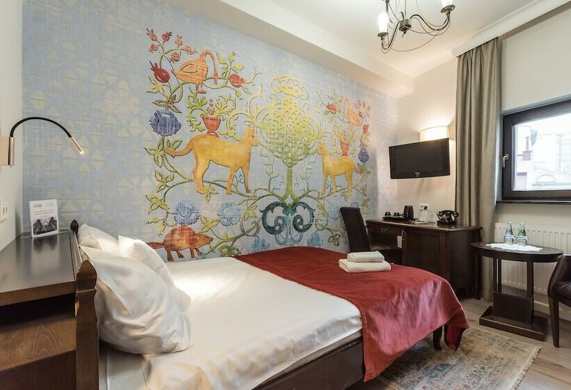 スタンダードシングルルーム, Ester