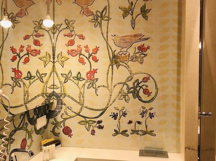 スタンダードシングルルーム, Ester