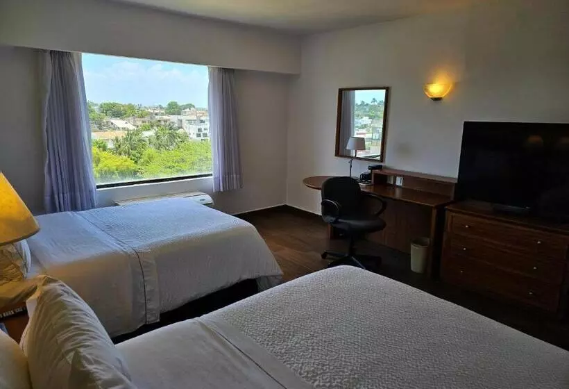 اتاق استاندارد با 2 تخت دوبل, Fiesta Inn Tampico