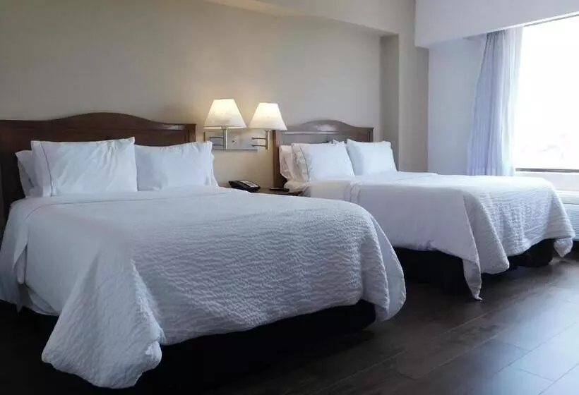 اتاق استاندارد با 2 تخت دوبل, Fiesta Inn Tampico