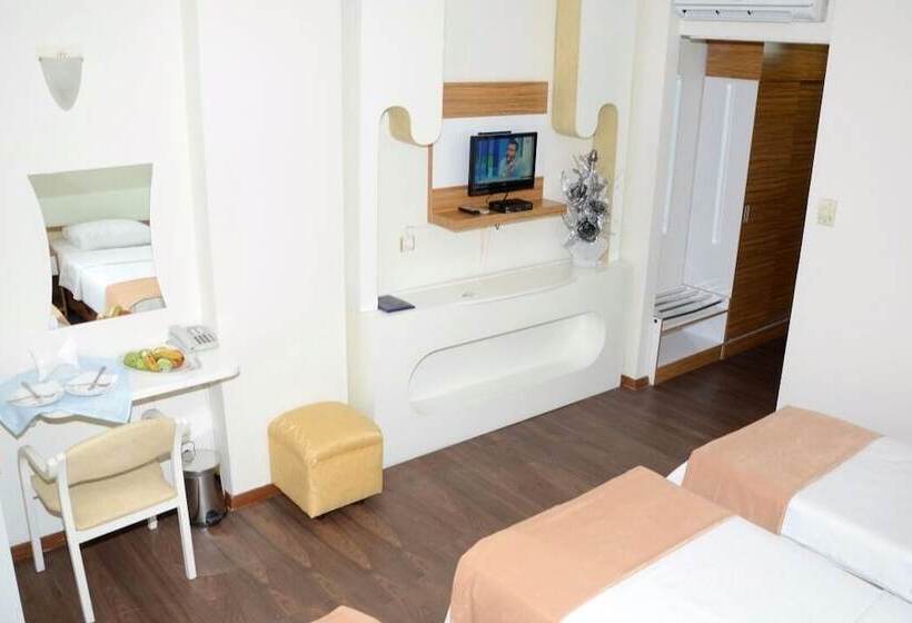 اتاق استاندارد سه نفره, Florya Park