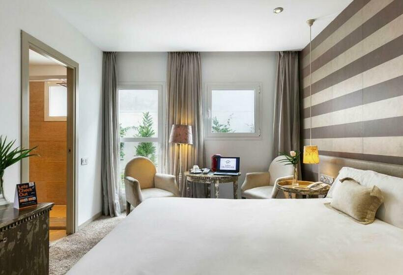 اتاق سوپریور, Globales Acis y Galatea