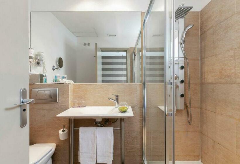 اتاق سوپریور, Globales Acis y Galatea