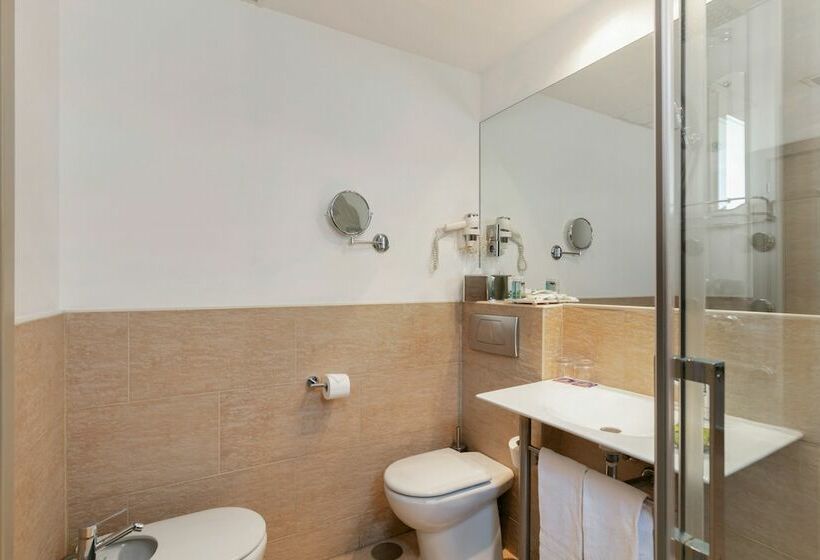 اتاق سوپریور, Globales Acis y Galatea