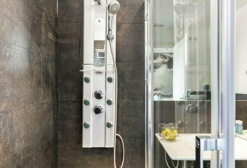 اتاق استاندارد, Globales Acis y Galatea