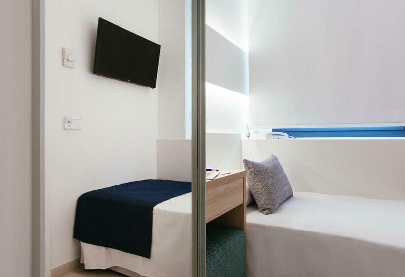 اتاق استاندارد یک نفره, Globales Acis y Galatea